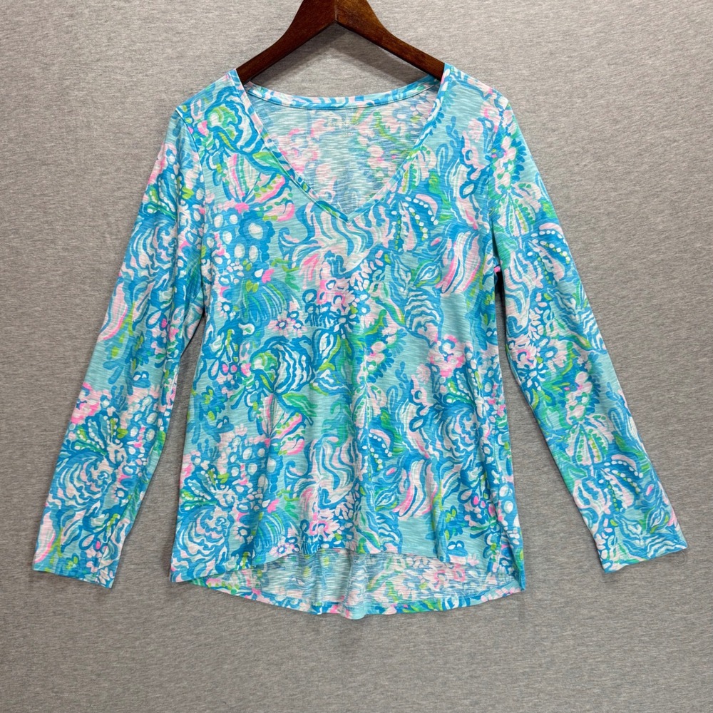 Lilly Pulitzer V-Neck Tee Womens Medium Blue Floral Etta Long Sleeve Top Coastal